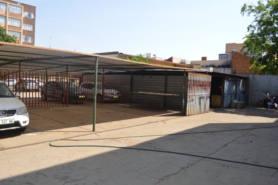 Commercial Property for Sale in Neserhof North West